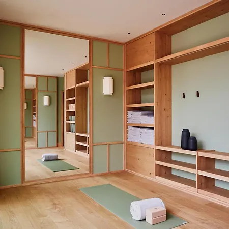 ホテル Chiemgauhof Lakeside Retreat 5*
