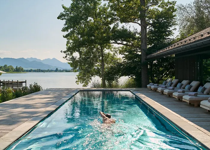 Chiemgauhof Lakeside Retreat Übersee